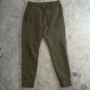 American Eagle Men’s Joggers